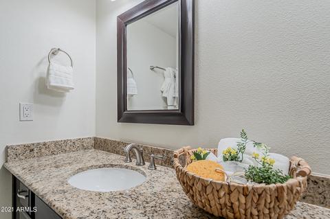 351 E Thomas Rd #D101, Phoenix, AZ 85012 photo 33