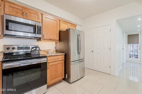 351 E Thomas Rd #D101, Phoenix, AZ 85012 photo 17