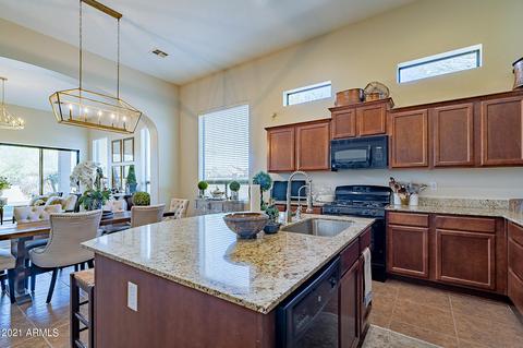 8332 E Jensen Cir, Mesa, AZ 85207 photo 13
