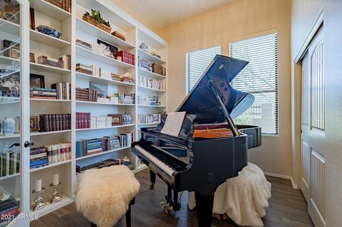 8332 E Jensen Cir, Mesa, AZ 85207 photo 4