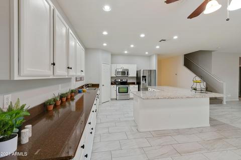 3758 E Betsy Ln, Gilbert, AZ 85296 photo 9