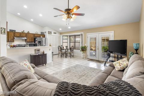 637 W Devon Ct, Gilbert, AZ 85233 photo 7