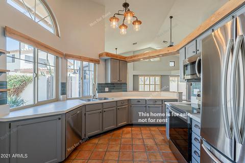 3841 E Thunderhill Pl, Phoenix, AZ 85044 photo 4