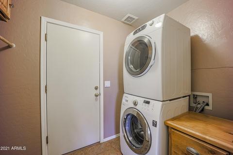 562 N Kingston St, Gilbert, AZ 85233 photo 35