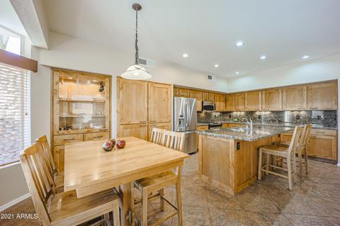 562 N Kingston St, Gilbert, AZ 85233 photo 18
