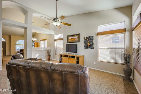 562 N Kingston St, Gilbert, AZ 85233 photo 11