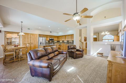 562 N Kingston St, Gilbert, AZ 85233 photo 8