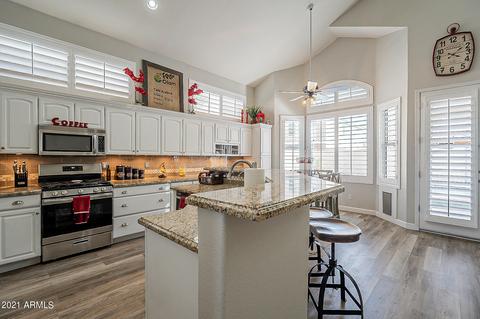 225 W Smoke Tree Rd, Gilbert, AZ 85233 photo 17