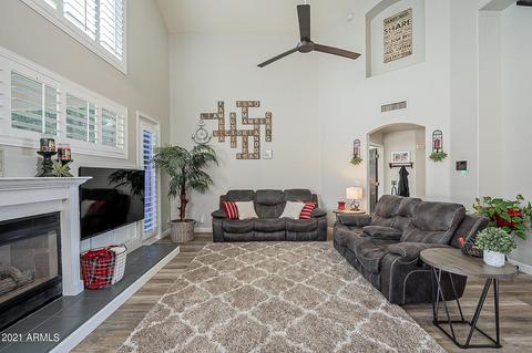 225 W Smoke Tree Rd, Gilbert, AZ 85233 photo 9