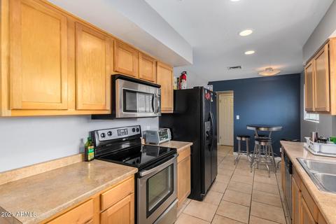 1869 E Palmcroft Dr, Tempe, AZ 85282 photo 2