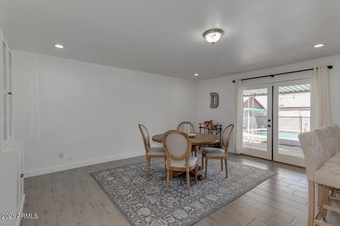 1424 E Broadmor Dr, Tempe, AZ 85282 photo 9
