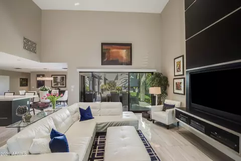 2434 E Oregon Ave, Phoenix, AZ 85016 photo 4