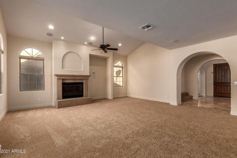 3990 E Crest Ln, Phoenix, AZ 85050 photo 7