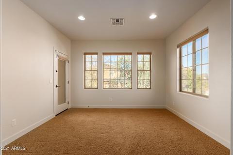 3990 E Crest Ln, Phoenix, AZ 85050 photo 32