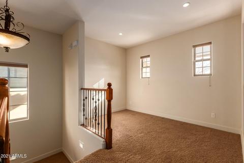 3990 E Crest Ln, Phoenix, AZ 85050 photo 23