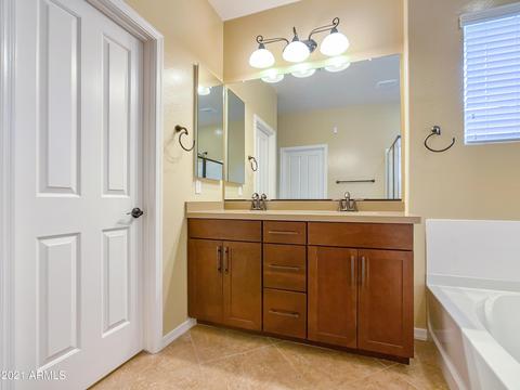 3112 E Harrison St, Gilbert, AZ 85295 photo 18