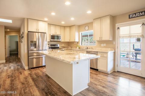 2607 S S Brks, Mesa, AZ 85202 photo 3