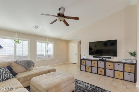 2208 E Stacey Rd, Gilbert, AZ 85298 photo 4