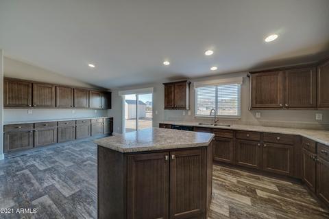 978 W Windsong St, Apache Junction, AZ 85120 photo 6