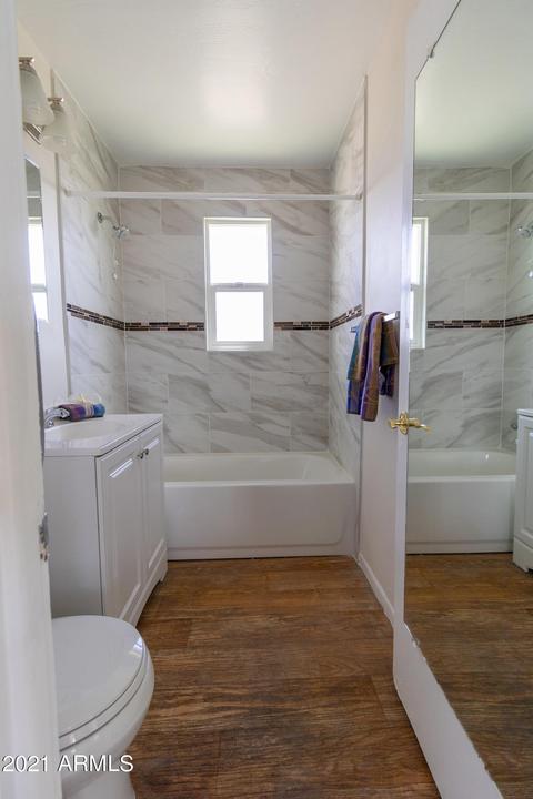 1639 E Phelps Rd, Phoenix, AZ 85022 photo 11