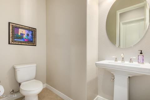 3008 E Robin Ln, Phoenix, AZ 85050 photo 16