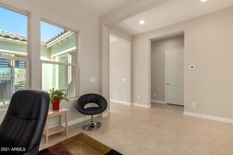 3008 E Robin Ln, Phoenix, AZ 85050 photo 5