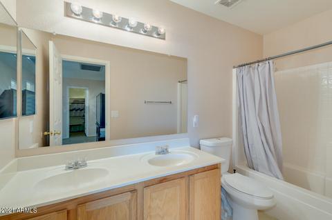 1375 S Silverado St, Gilbert, AZ 85296 photo 27
