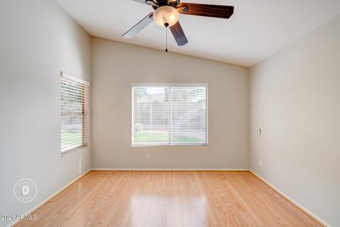 2715 E Beautiful Ln, Phoenix, AZ 85042 photo 15