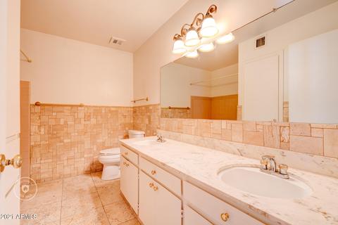 6243 W Camelback Rd, Phoenix, AZ 85033 photo 4