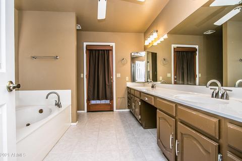 2041 E Laurel Cir, Mesa, AZ 85213 photo 19