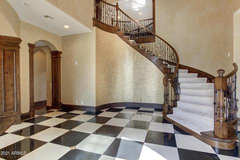 2866 E Robin Ct, Gilbert, AZ 85296 photo 9