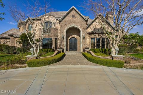 2866 E Robin Ct, Gilbert, AZ 85296 photo 6