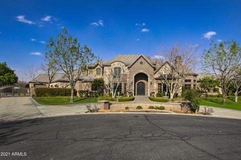 2866 E Robin Ct, Gilbert, AZ 85296 photo 1