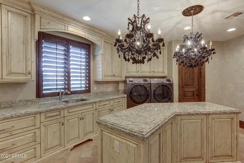 2866 E Robin Ct, Gilbert, AZ 85296 photo 48