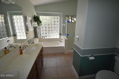 554 E Sherri Dr, Gilbert, AZ 85296 photo 20