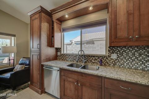 4729 E Desert Wind Dr, Phoenix, AZ 85044 photo 8
