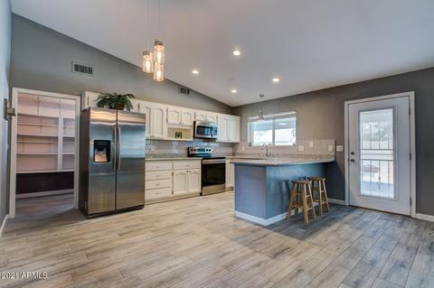 1448 E Bates St, Mesa, AZ 85203 photo 4