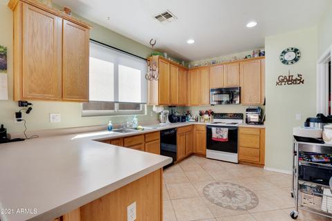 3286 E Kingbird Dr, Gilbert, AZ 85297 photo 9