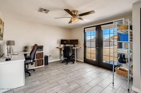 3216 E Claire Dr, Phoenix, AZ 85032 photo 5