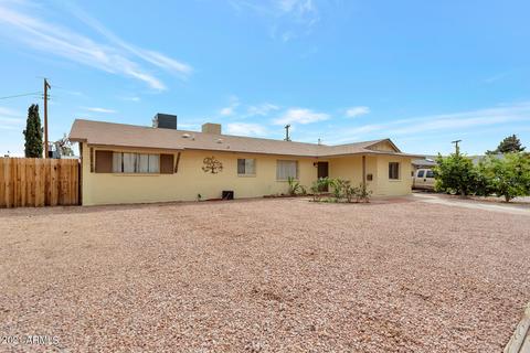 8221 W Amelia Ave, Phoenix, AZ 85033 photo 2
