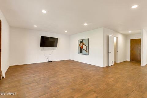 8221 W Amelia Ave, Phoenix, AZ 85033 photo 9