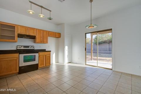 913 E Pedro Rd, Phoenix, AZ 85042 photo 5