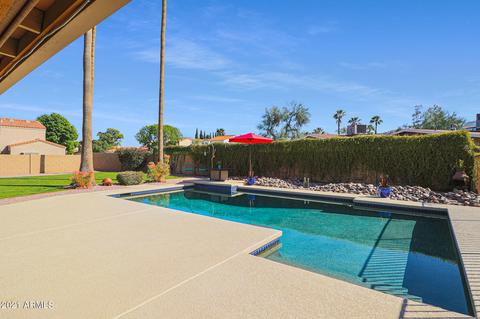 4049 E Becker Ln, Phoenix, AZ 85028 photo 2