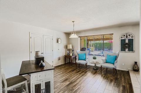 4049 E Becker Ln, Phoenix, AZ 85028 photo 7