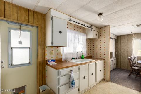 1531 E 20th Ave, Apache Junction, AZ 85119 photo 5