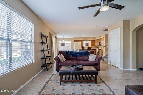 3842 E Irma Ln, Phoenix, AZ 85050 photo 9