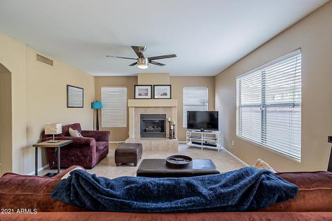 3842 E Irma Ln, Phoenix, AZ 85050 photo 5