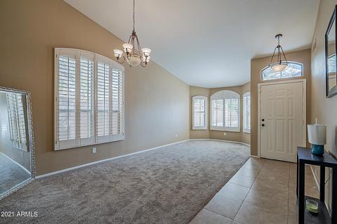 3842 E Irma Ln, Phoenix, AZ 85050 photo 4