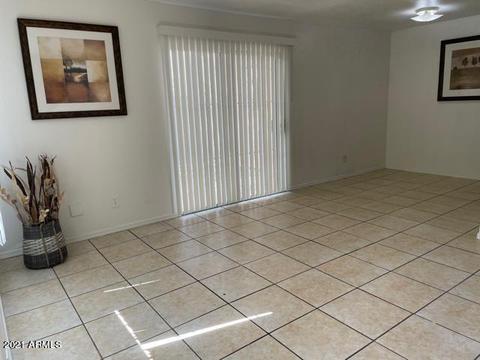 4261 N 67th Dr, Phoenix, AZ 85033 photo 3