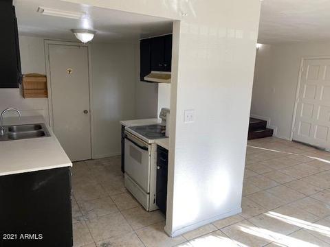 4261 N 67th Dr, Phoenix, AZ 85033 photo 9